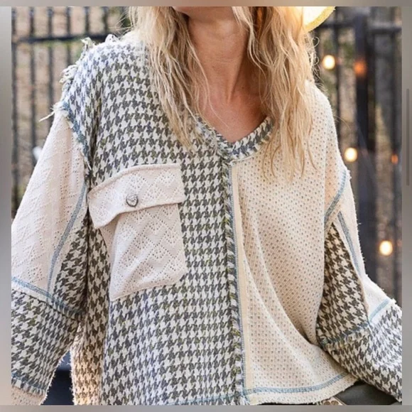 POL Houndstooth Knit Sweater - Picture 4 of 5